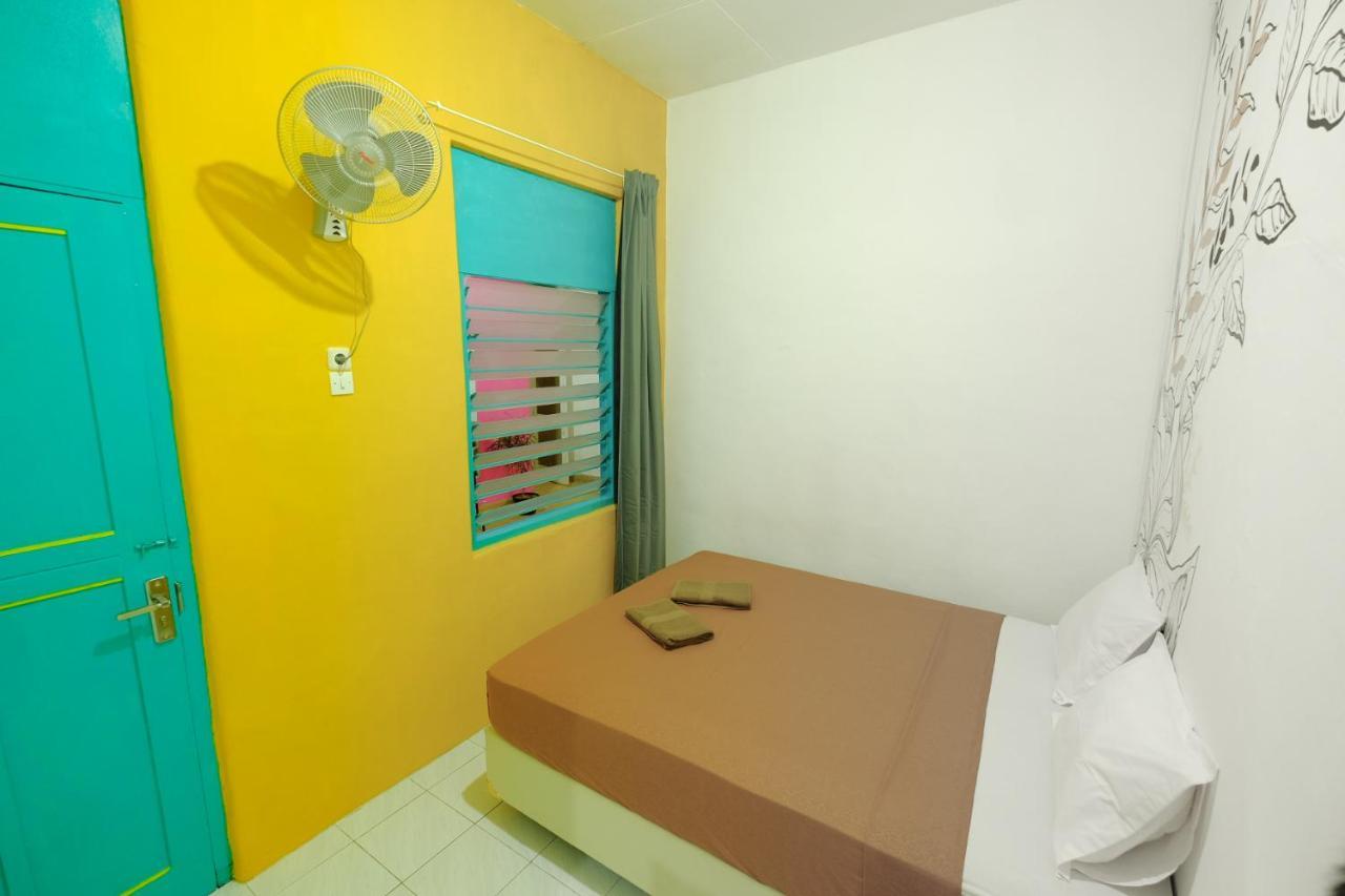 Snooze Malang Pansiyon Dış mekan fotoğraf